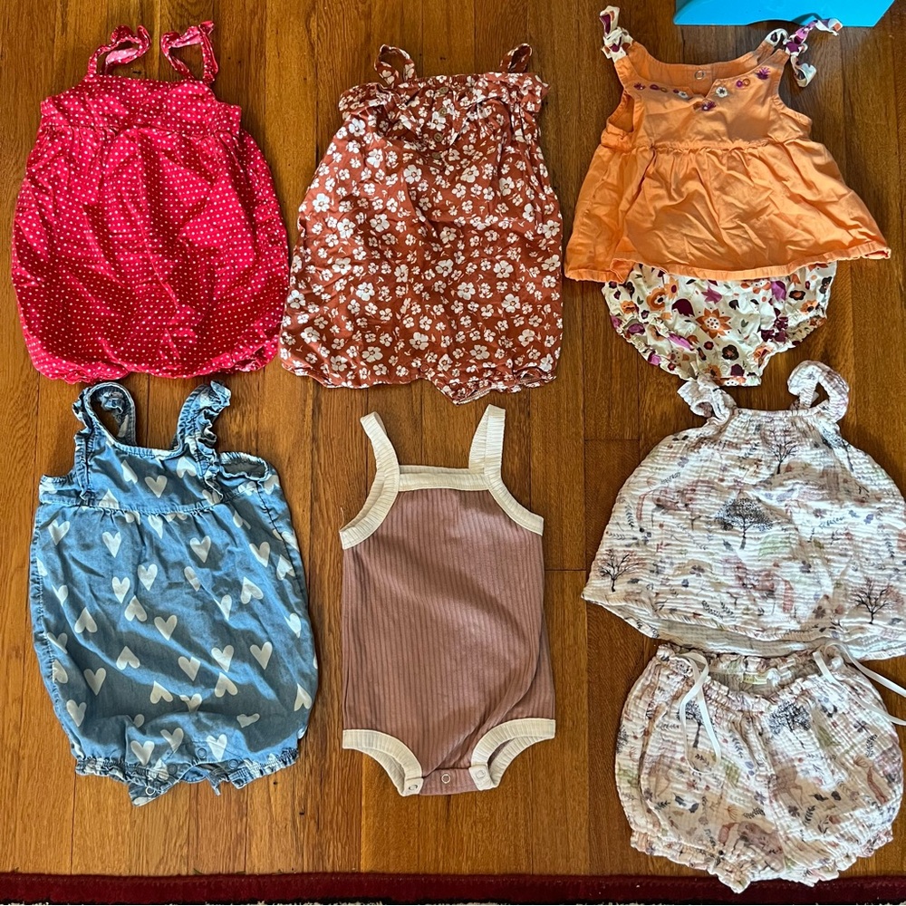 Baby Girl Summer Outfit Bundle/Lot - 6-12 months